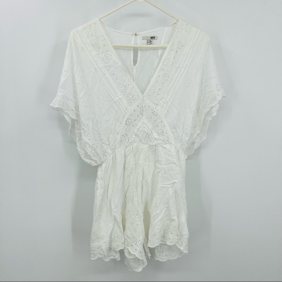 Amuse Society White Romper Small - Picture 1 of 10